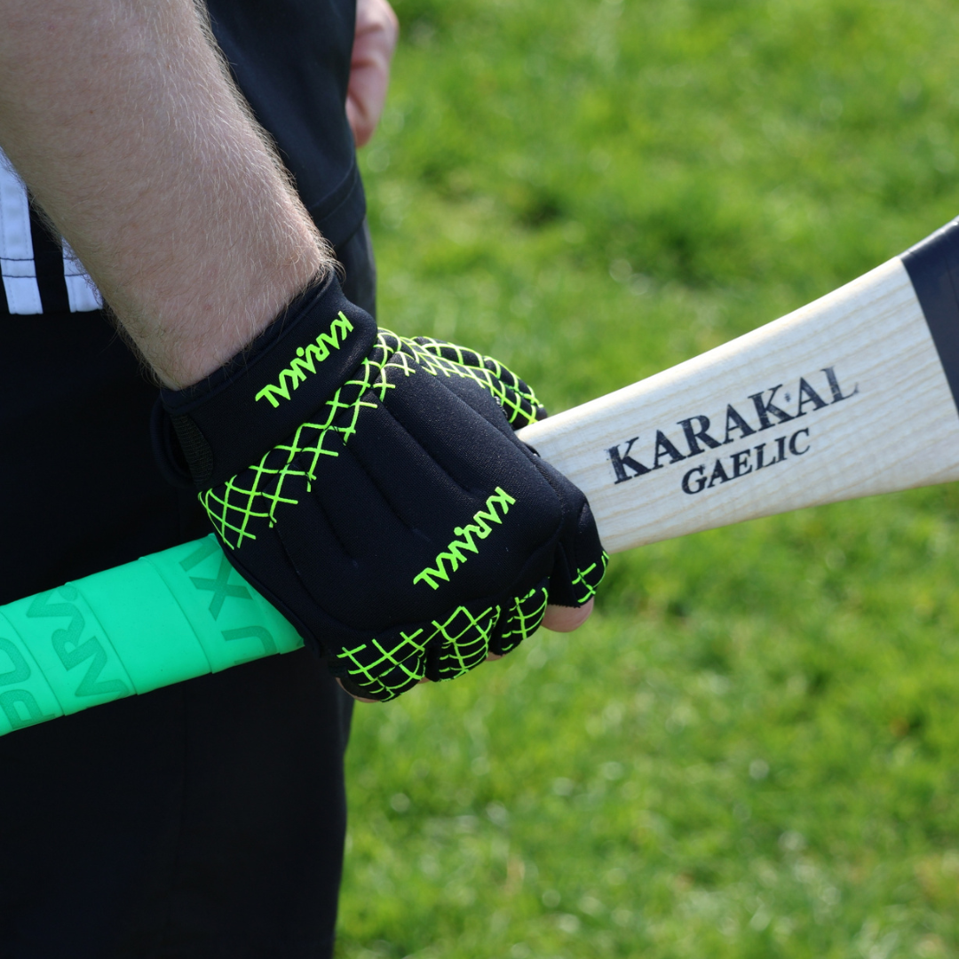Karakal Pro Hurling Glove Black Fluo Yellow