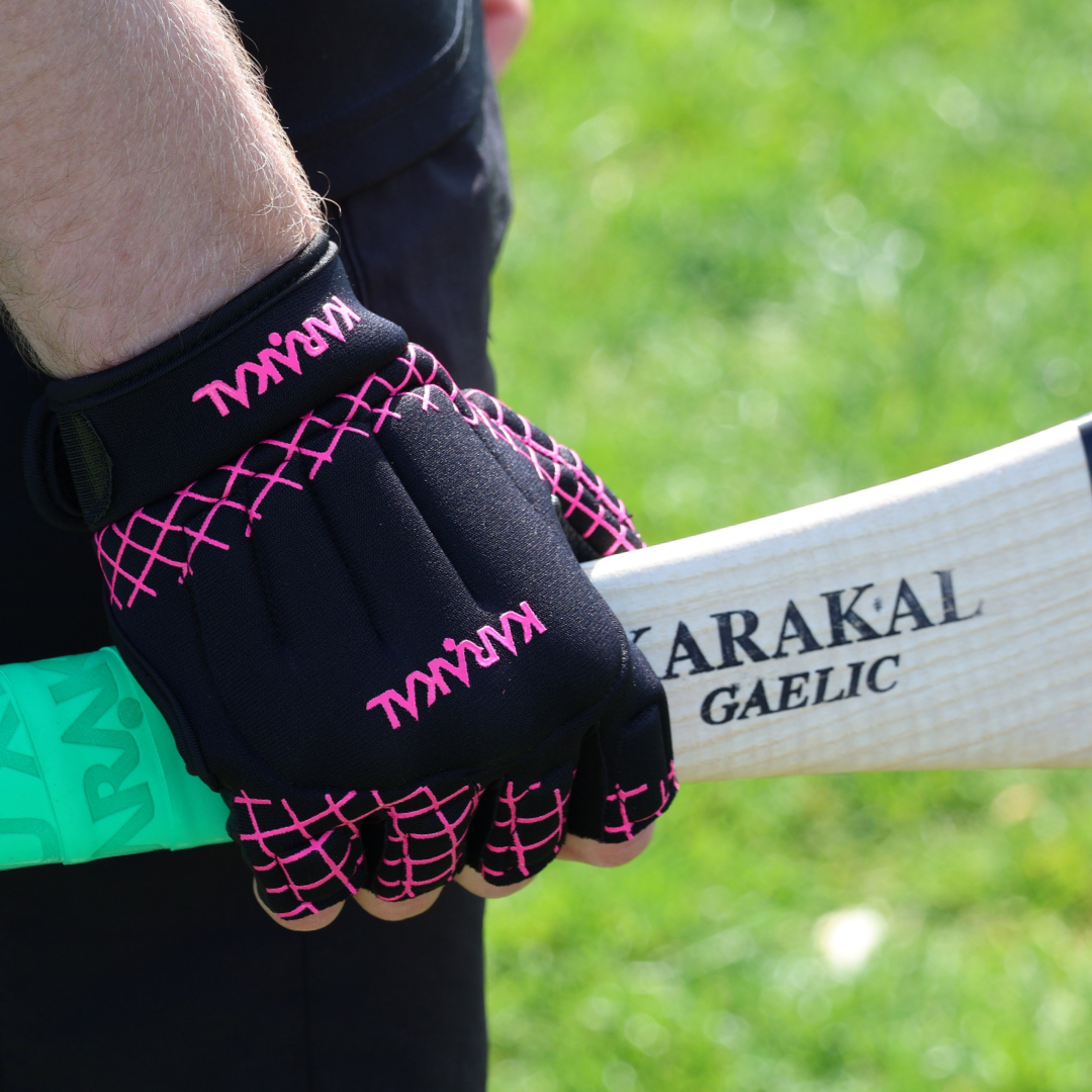 Karakal Pro Hurling Glove Black Pink