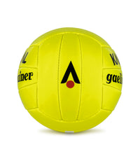 Load image into Gallery viewer, Karakal Gaelic Trainer Ball Size 4
